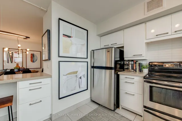 Additional image 9 of 270 Queens Quay Unit 1102