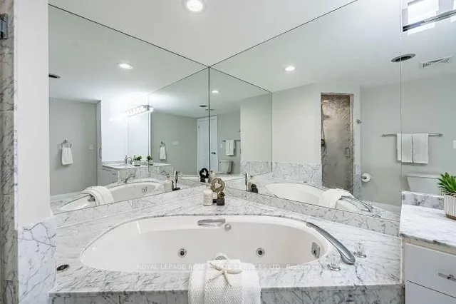 Additional image 35 of 1 Aberfoyle Cres Unit 301
