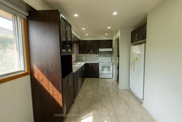 Additional image 35 of 12 Brubeck Rd