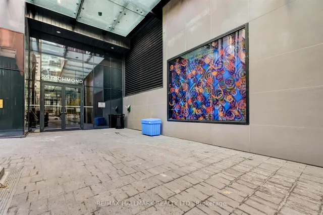 Additional image 4 of 25 Richmond St Unit 2406