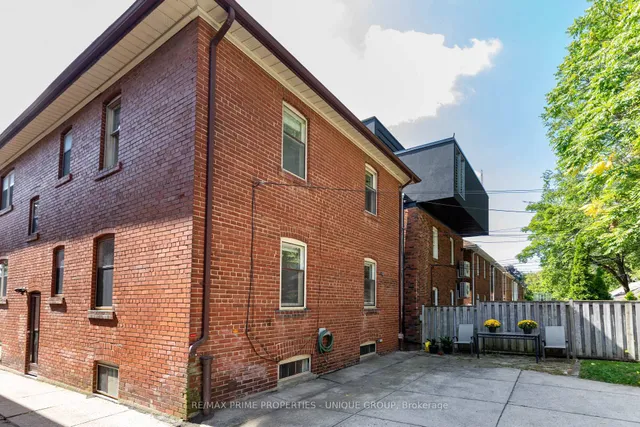 Additional image 42 of 66 Burnaby Blvd