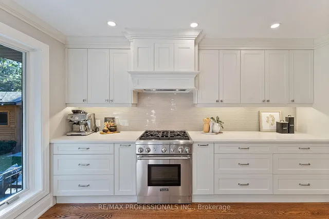 Additional image 15 of 19 Palace Arch Dr