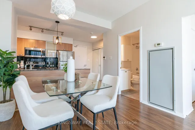 Additional image 19 of 38 Grenville St Unit 2706