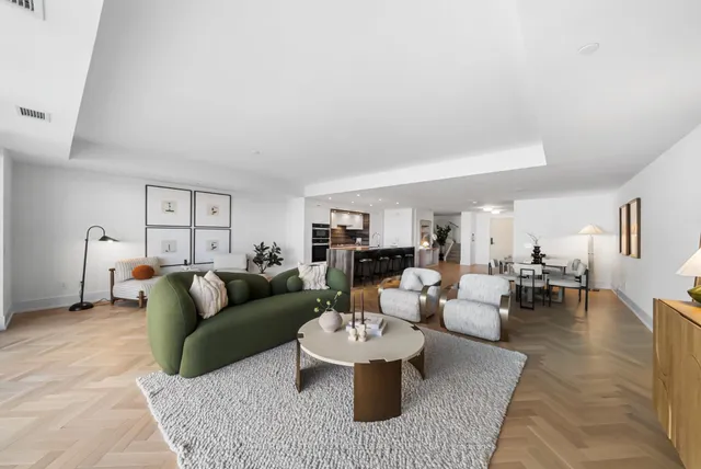 Additional image 5 of 155 Merchants' Wharf Unit 213