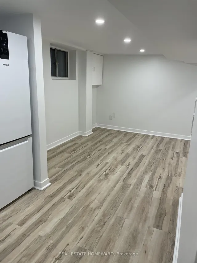 Additional image 6 of 1191 Woodbine Ave