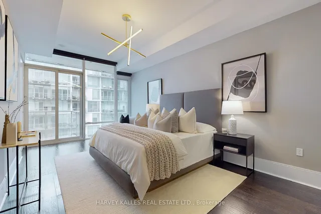 Additional image 22 of 29 Queens Quay Unit 813