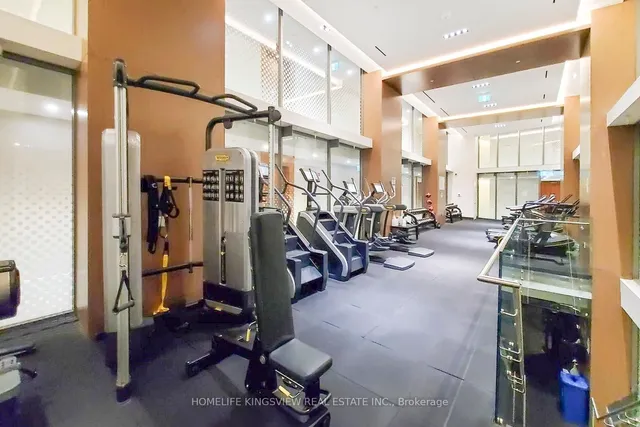 Additional image 45 of 15 Queens Quay Unit 923