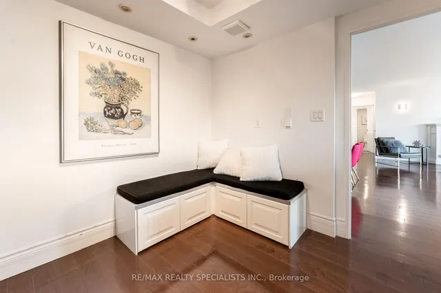 Additional image 29 of 65 Skymark Dr Unit 201