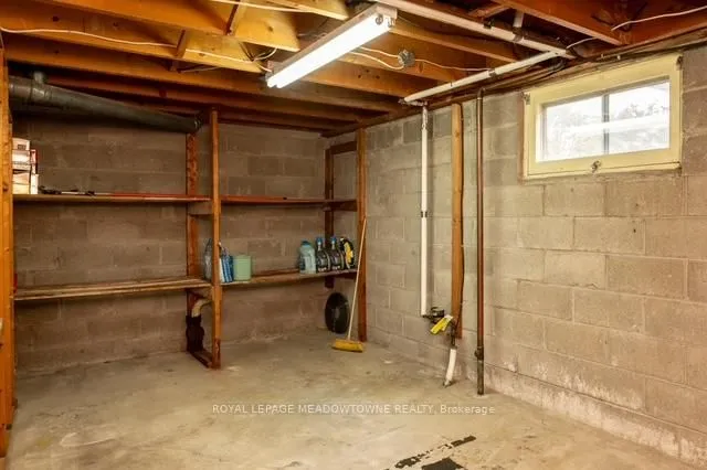 Additional image 23 of 99 Silverstone Dr