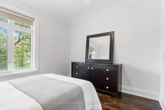 Additional image 32 of 506 Castlefield Ave