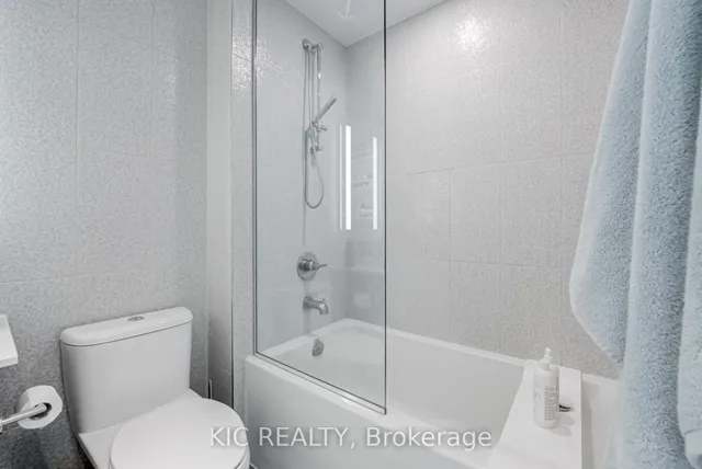 Additional image 29 of 585 Bloor St Unit 3923