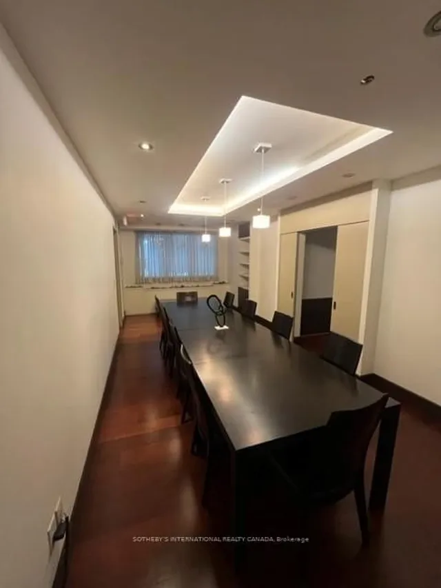 Additional image 37 of 218 Queens Quay Unit 2202