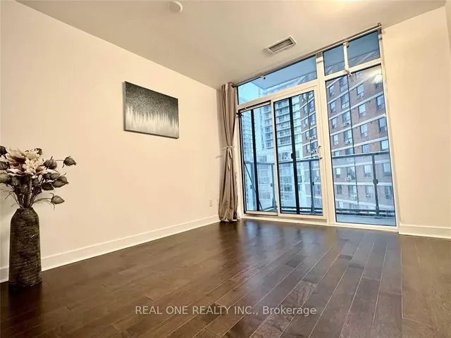 Additional image 10 of 58 Orchard View Blvd Unit 1004