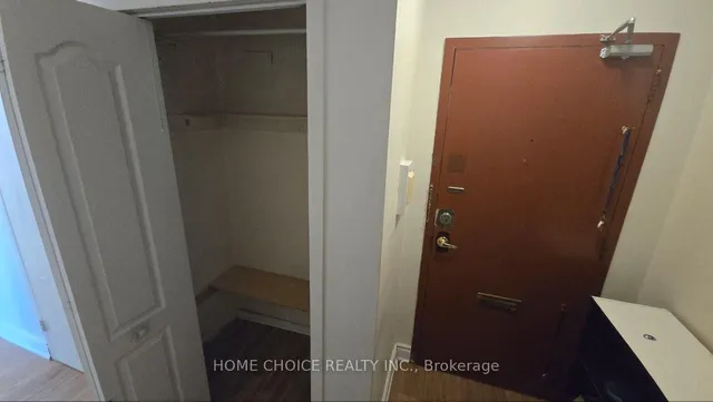 Additional image 3 of 3460 Keele St Unit 921