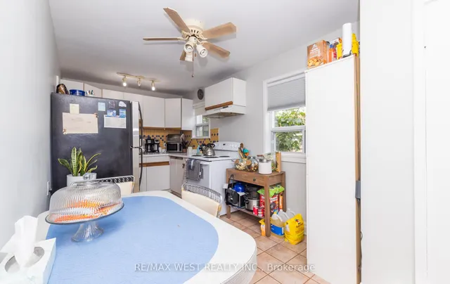 Additional image 11 of 62 Allenby Ave