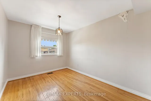 Additional image 13 of 19 Peterdale Rd