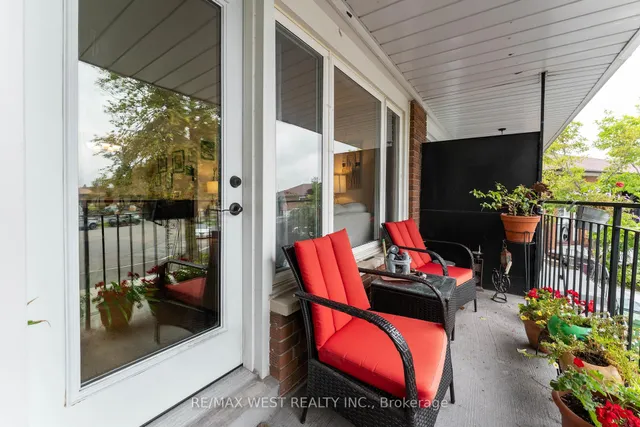 Additional image 17 of 330 Pellatt Ave