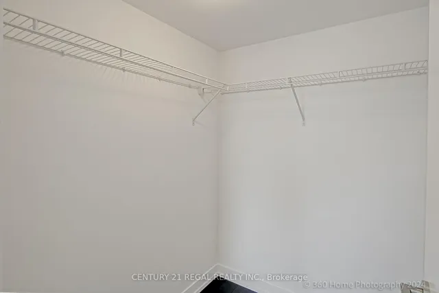 Additional image 10 of 219 Dundas St Unit PH105