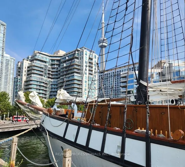 Additional image 29 of 600 Queens Quay Unit 1028