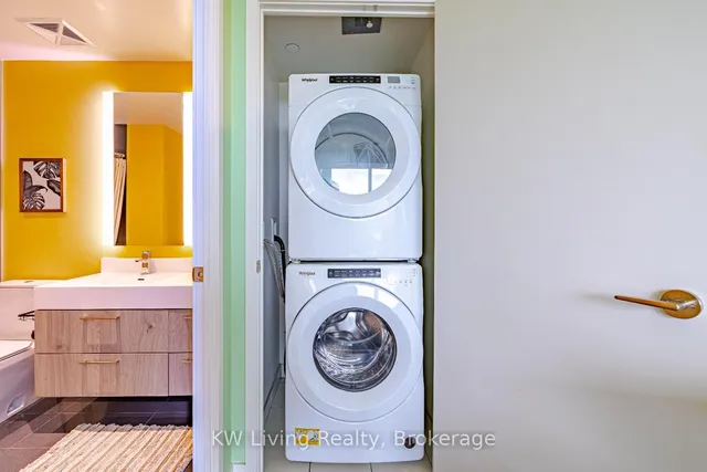 Additional image 14 of 1 Yorkville Ave Unit 4009