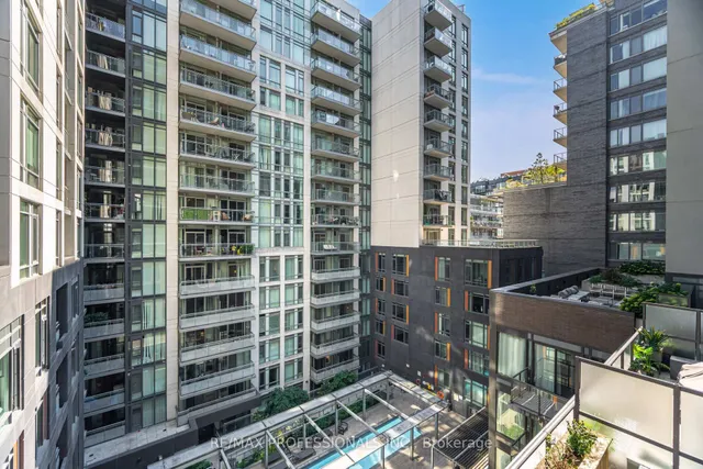 Additional image 34 of 111 Bathurst St Unit 716