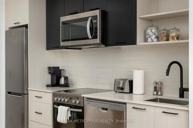 Additional image 6 of 2300 St Clair Ave Unit 407