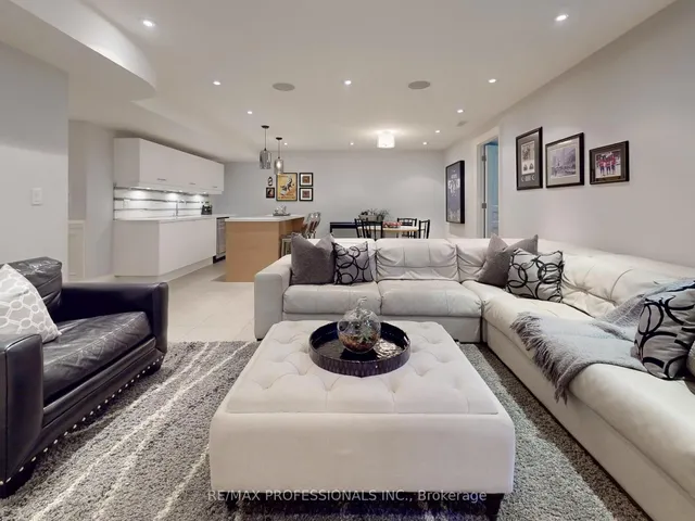 Additional image 34 of 25 Humbervale Blvd