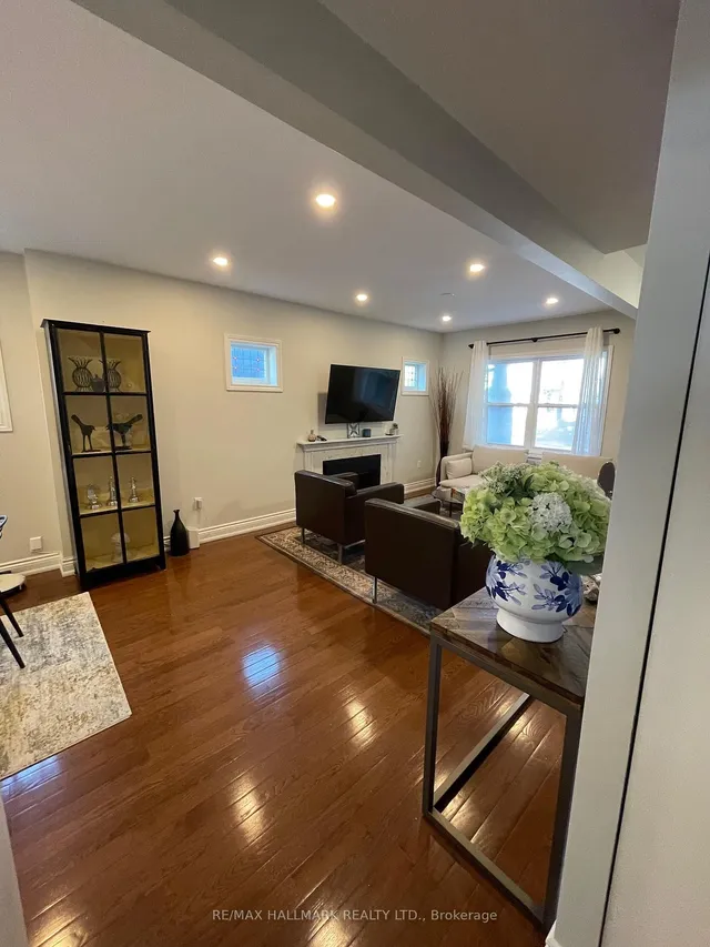 Additional image 7 of 11 Denton Ave