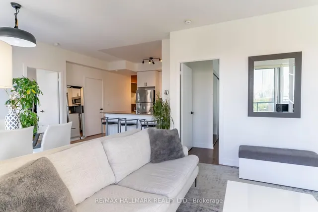 Additional image 13 of 260 Sackville St Unit 813