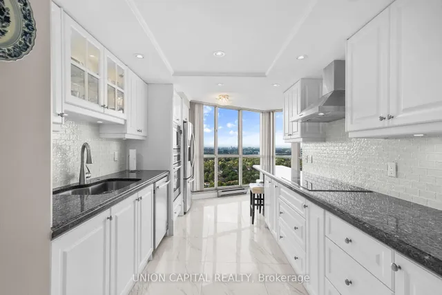 Additional image 16 of 85 Skymark Dr Unit 2405