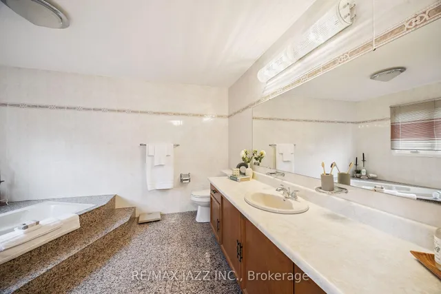 Additional image 29 of 14 Grover Dr