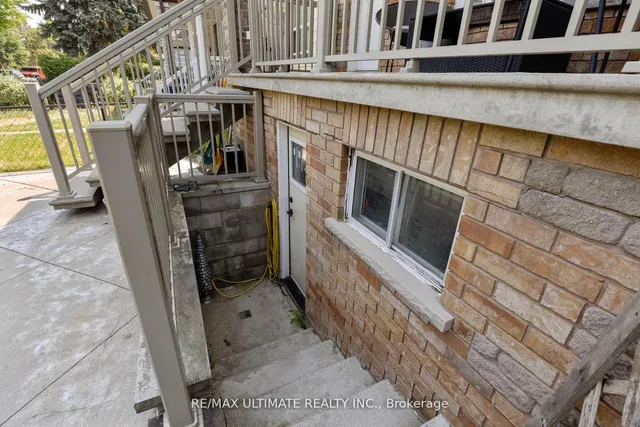 Additional image 32 of 23 Seneca Ave