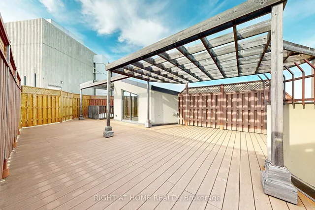 Additional image 35 of 85 Skymark Dr Unit PH1