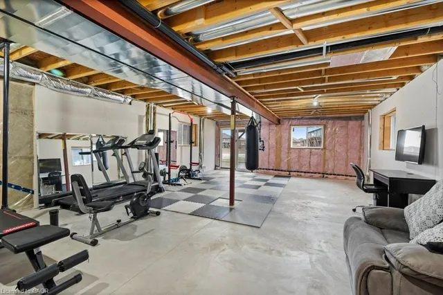 Additional image 32 of 904 Chapel Hill Crt