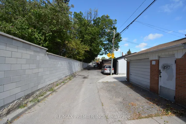 Additional image 31 of 256 Harvie Ave