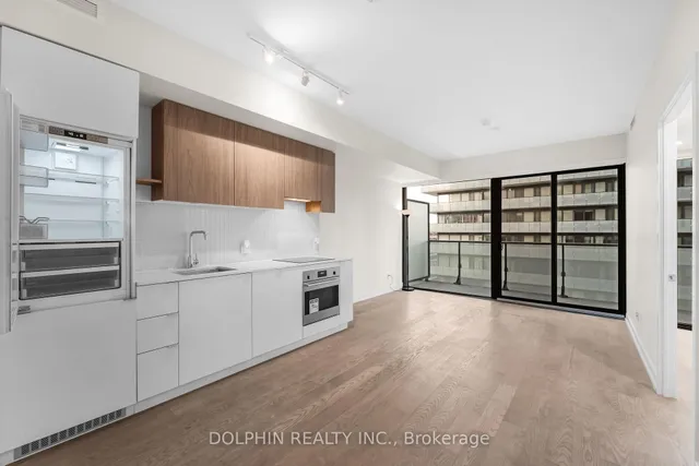 Additional image 9 of 161 Roehampton Ave Unit 1007