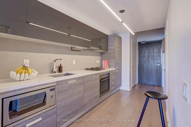 Additional image 8 of 1239 Dundas St Unit 204