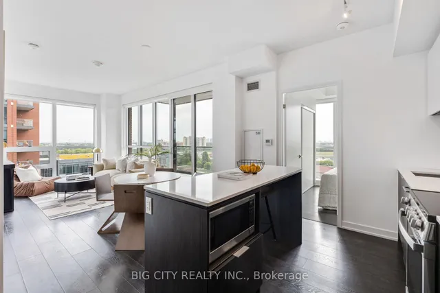 Additional image 3 of 31 Tippett Rd Unit 1021