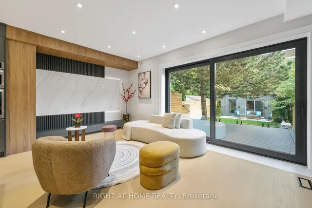 Additional image 2 of 35 Woburn Ave