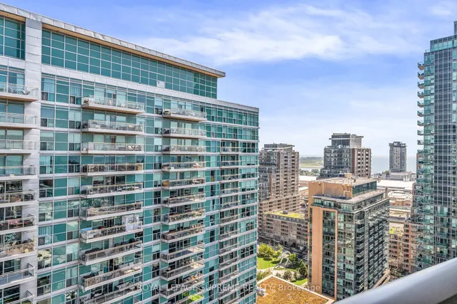 Additional image 31 of 125 Western Battery Rd Unit 2305