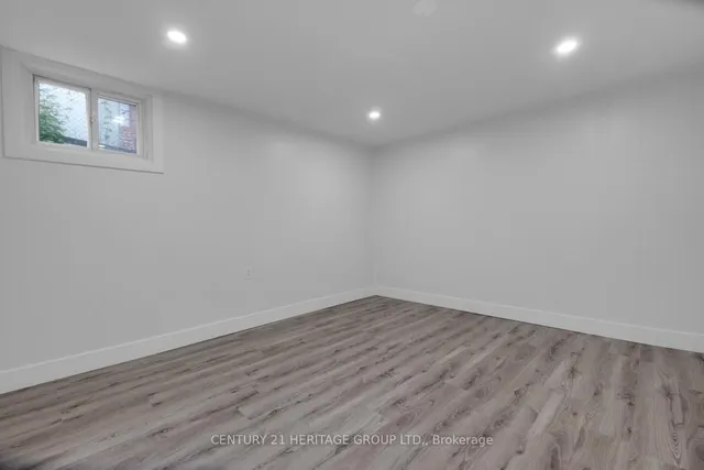 Additional image 38 of 43 Howell Sq