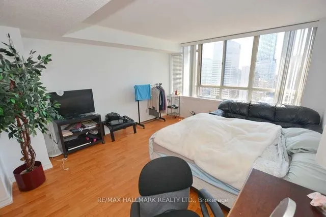 Additional image 6 of 633 Bay St Unit 2215