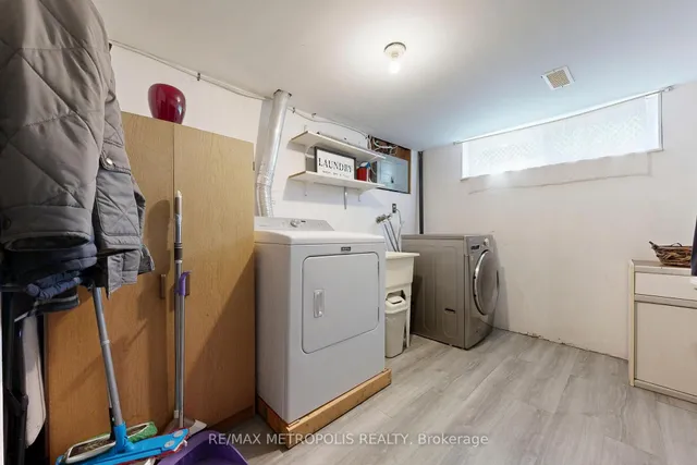 Additional image 33 of 49 Magellan Dr