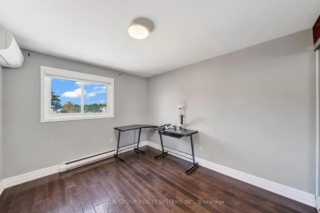 Additional image 21 of 15 Coach Liteway