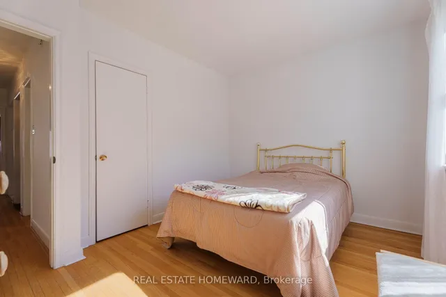 Additional image 26 of 3 Chestermere Blvd