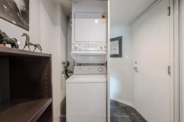 Additional image 20 of 230 Queens Quay Unit 323