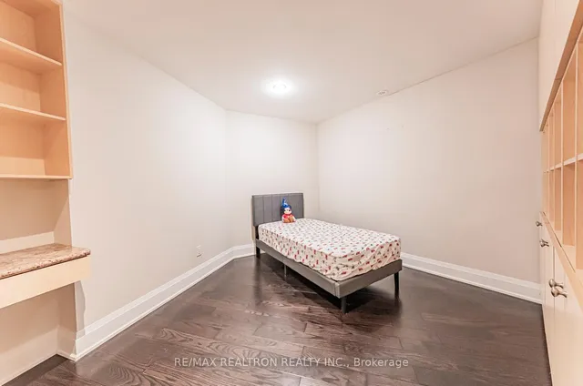 Additional image 47 of 115 Harrison Garden Blvd Unit Th43