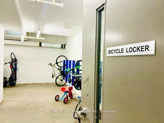 Additional image 5 of 1346 Danforth Rd Unit 302