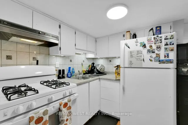 Additional image 28 of 225 Oakwood Ave