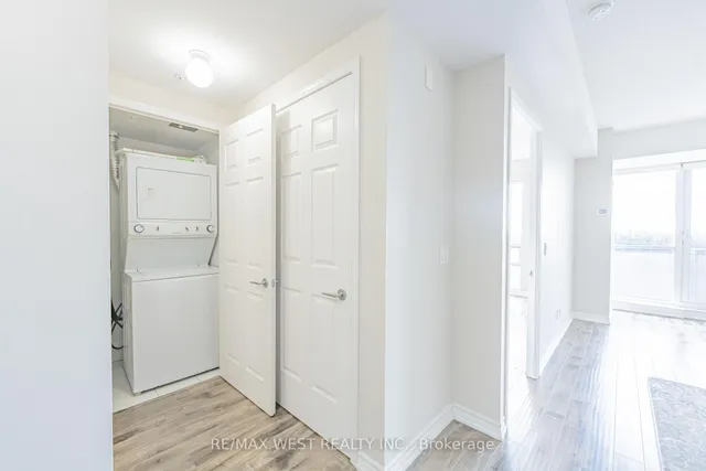 Additional image 17 of 15 James Finlay Way Unit 627